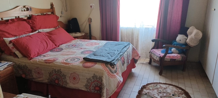 2 Bedroom Property for Sale in Matlakeng Free State